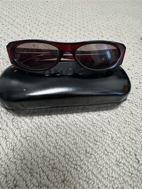 Gucci Women's Sunglasses in Deep Burgundy Frame with Dark Lenses